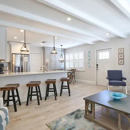 Copacabana Boaters Dream Home In Anna Maria